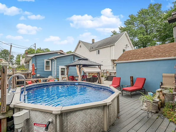 76 Whitman Avenue image 23 of 27