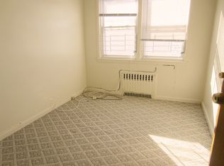 15441 Willets Point Blvd #2, Whitestone, NY 11357