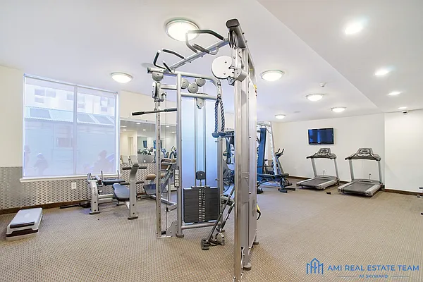 Rented by Skyward | media 39