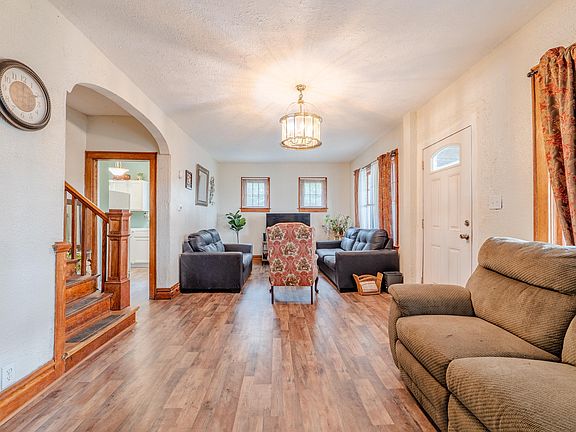 5th image of 3212 Bath Ave