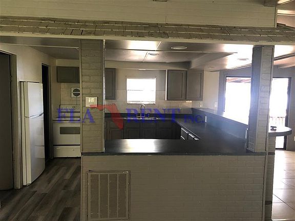 5th image of 20250 E Colonial Dr #20250