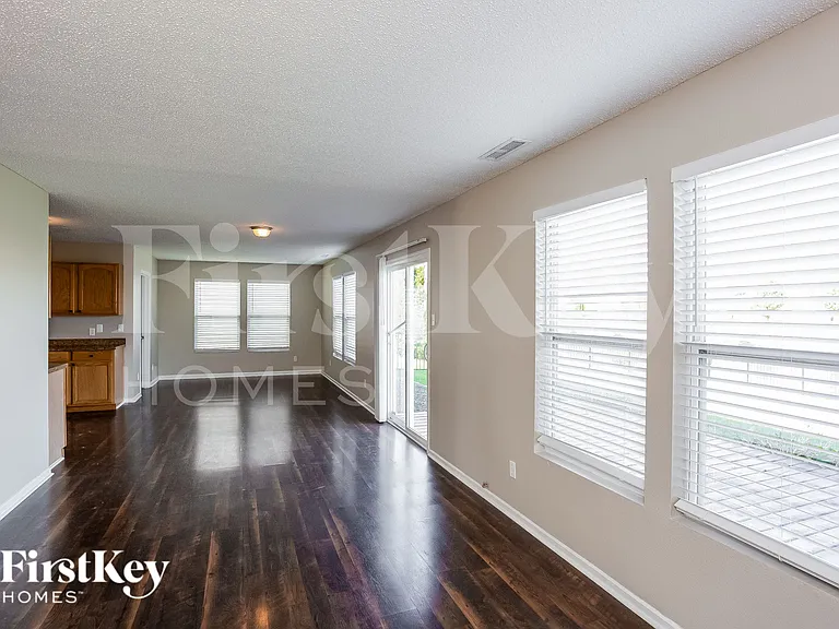 9518 W Midnight Dr — Photo 6