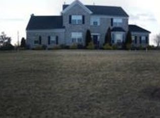 54 Mattawang Dr, Somerset, NJ 08873