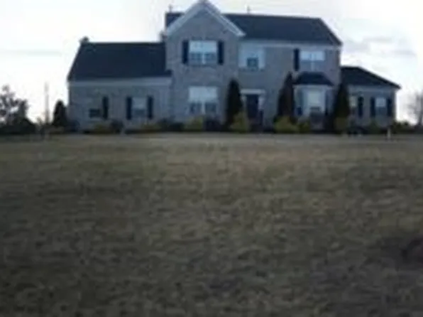 54 Mattawang Dr, Somerset, NJ 08873