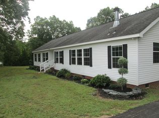 2300 Natbet Ln, Willow Spring, NC 27592