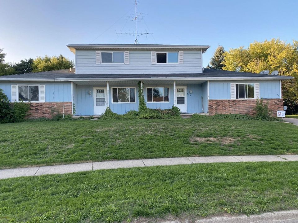 1st image of 151 Grand Manor Dr