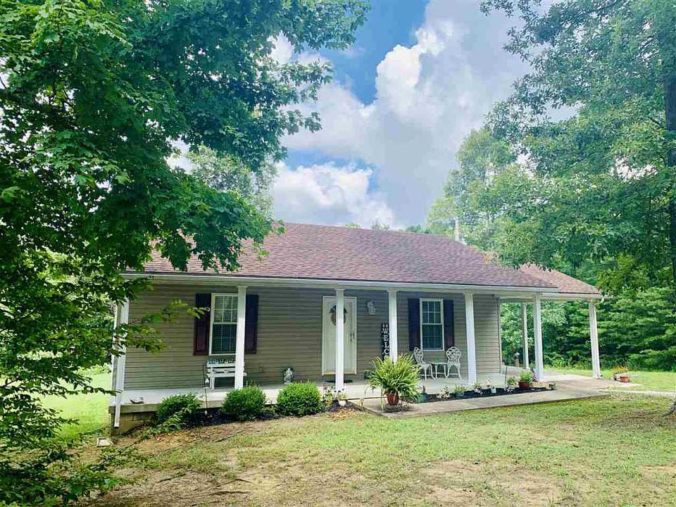 2nd image of 749 Jock Rd