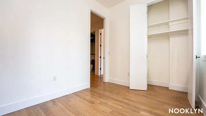 Rented by Nooklyn NYC LLC | media 9