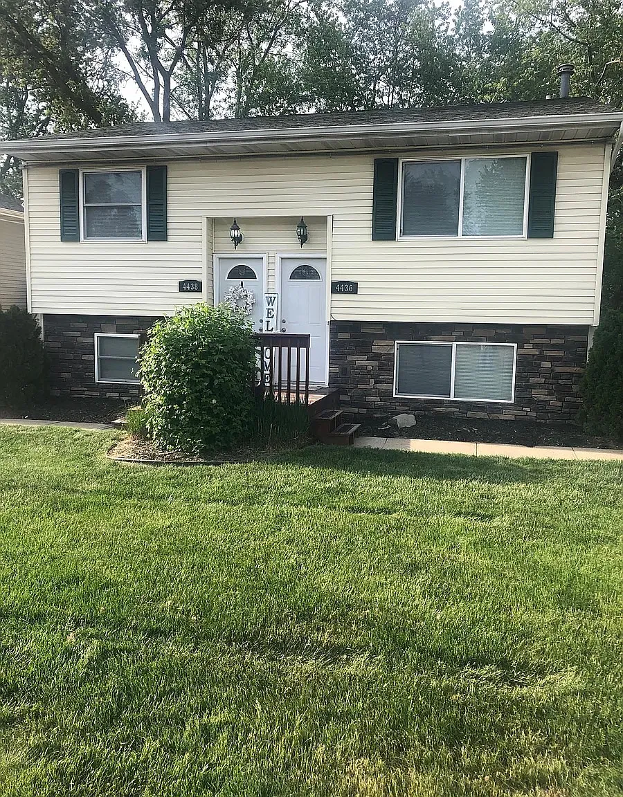 2 bed, 800 sqft, $1,200 — Photo 1
