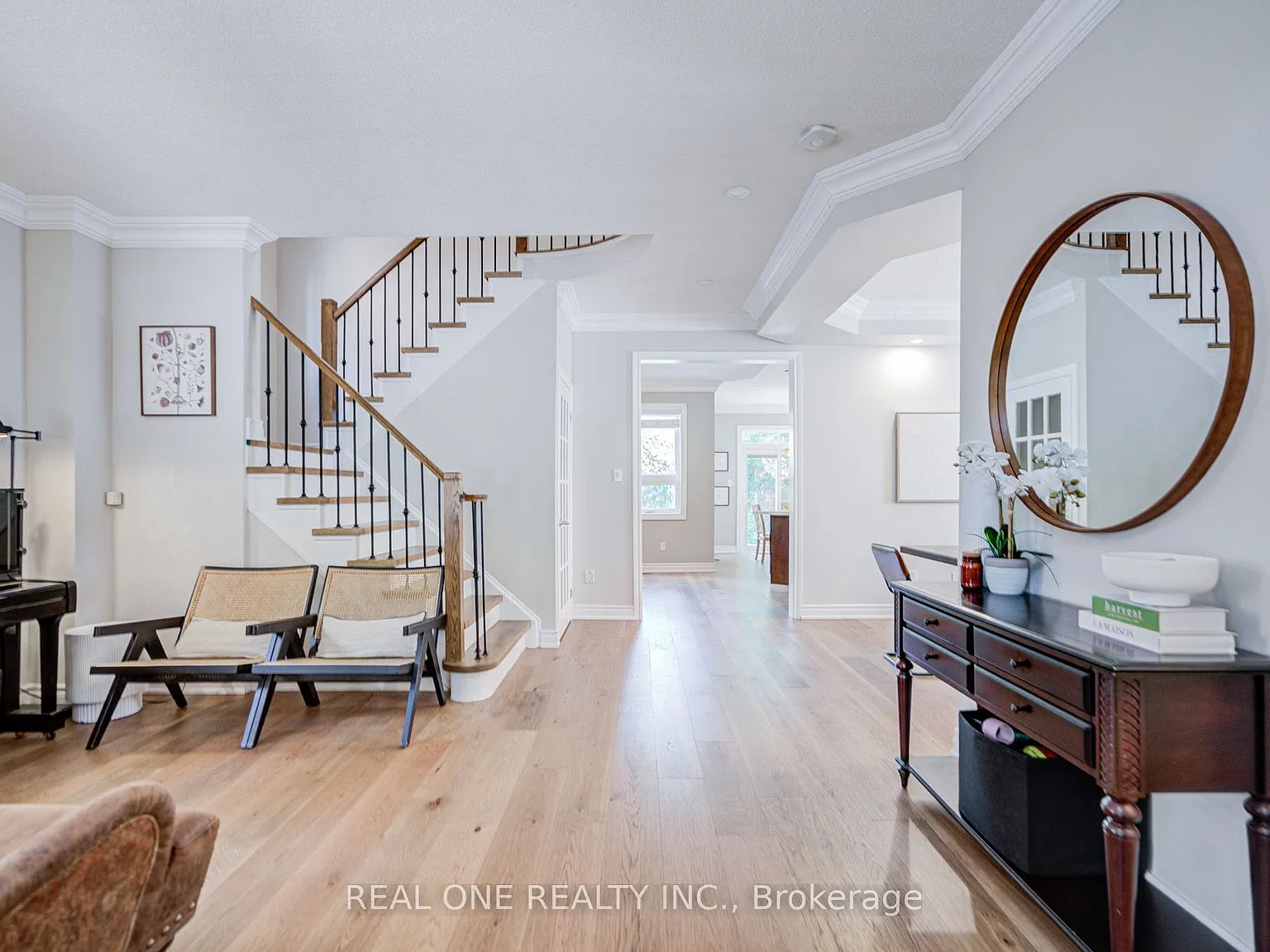 5 bed, $5,000 — Photo 4
