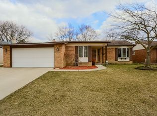 6878 Bunkerhill Ln, Canton, MI 48187