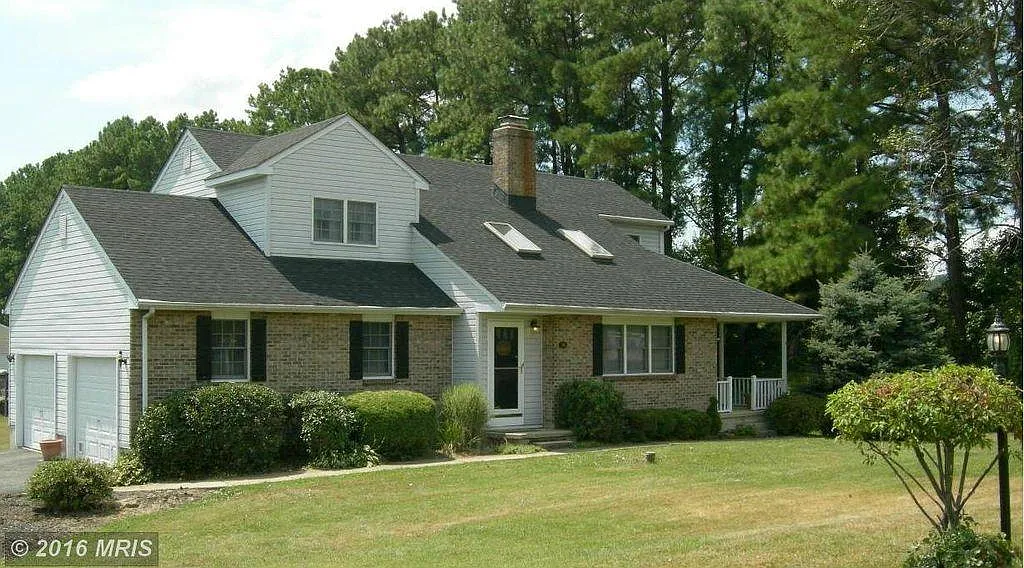 10 Gina Ln photo 1