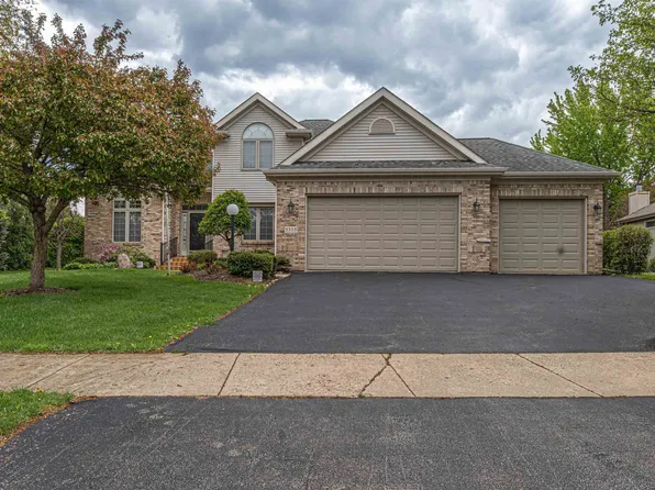 5335 Parliament Pl, Rockford, IL 61107