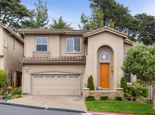208 Sunset Ct, Pacifica, CA 94044