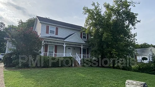 3012 Towne Valley Rd Photo 1