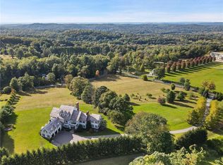 115 Westwood Dr, Mount Kisco, NY 10549