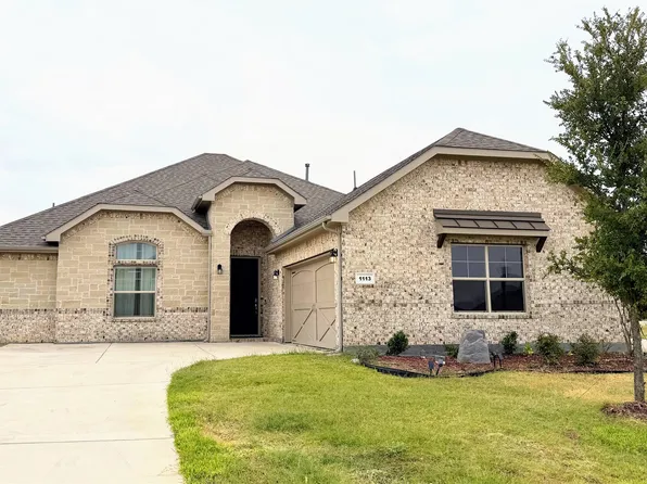 1113 Whispering Hill Dr, Mansfield, TX 76063