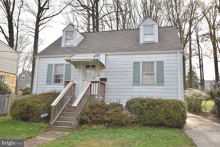 1st image of 6925 Custis Pkwy