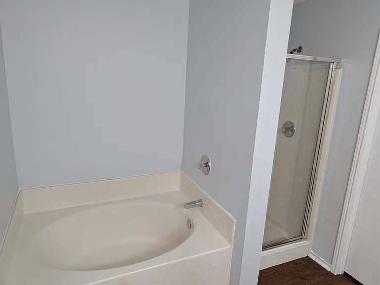 4512 Wedgewood Dr — Photo 9