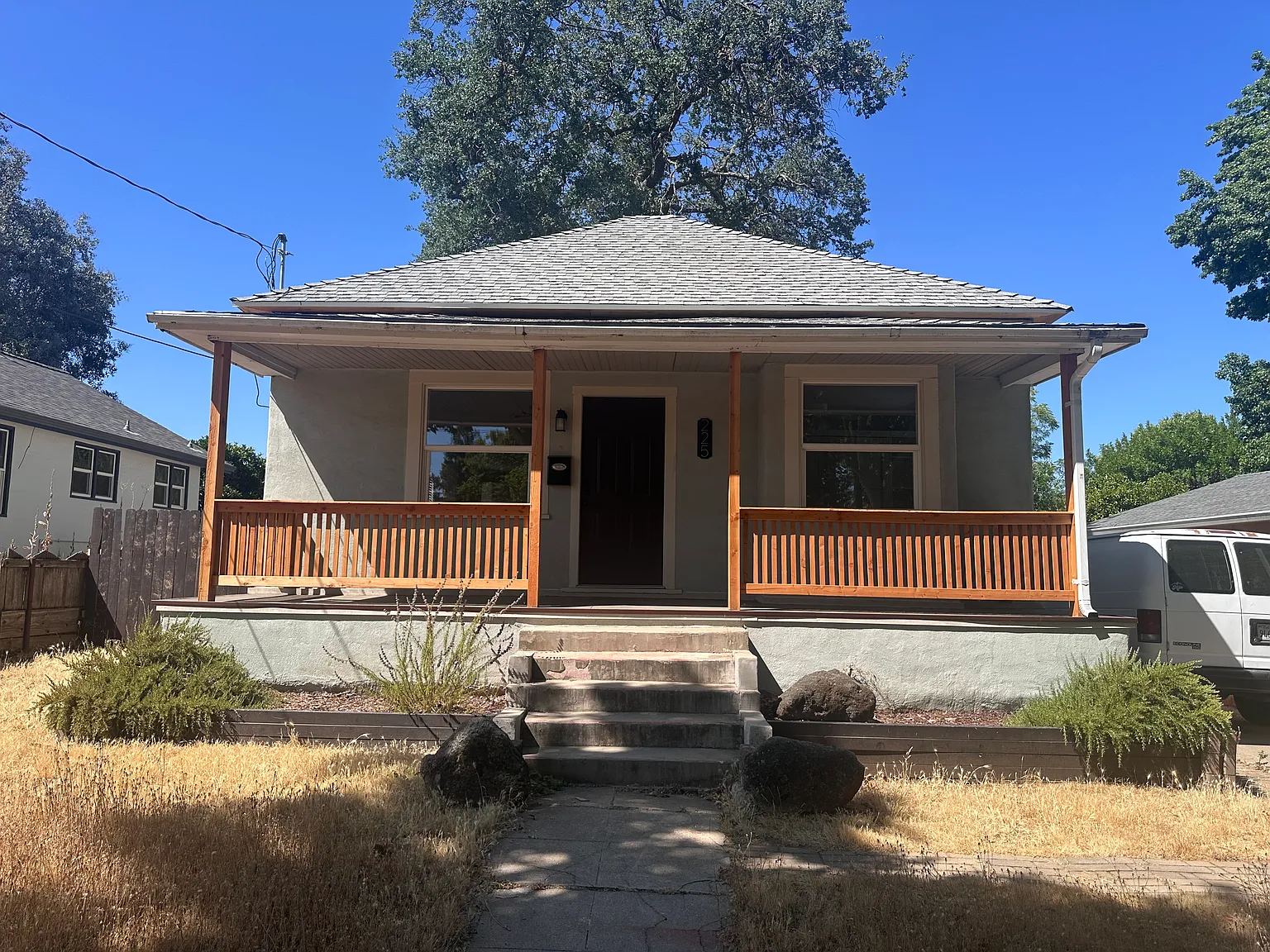 225 Birch St — Photo 1