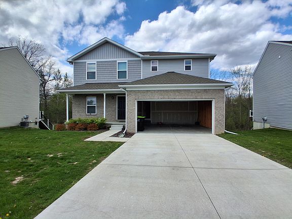 3rd image of 1223 Fieldstone Dr