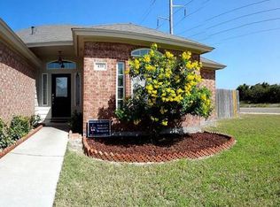 438 Oak Harbor Dr, Aransas Pass, TX 78336
