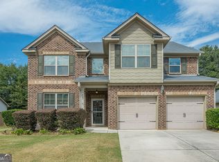 207 Birchwood Dr, Loganville, GA 30052