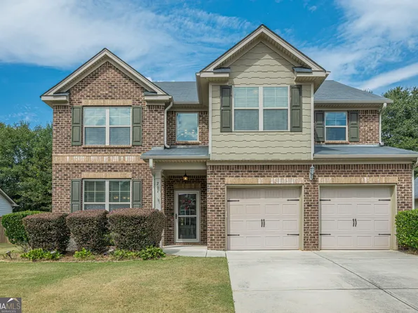 207 Birchwood Dr, Loganville, GA 30052