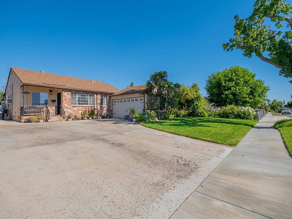1st image of 8538 Remick Ave