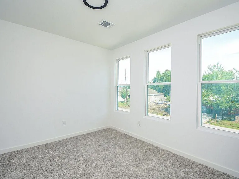 4358 Clover St #A — Photo 25