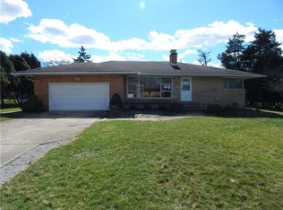 10045 Lynn Dr, North Royalton, OH