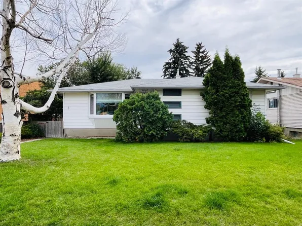 3 N Glenway Dr SW, Calgary, AB T3E 4T7
