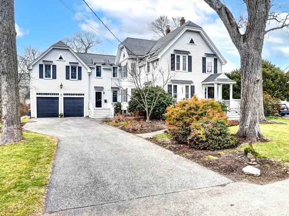 159 Warren St, Needham, MA 02492