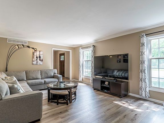 5th image of 4608 Collbran Ct
