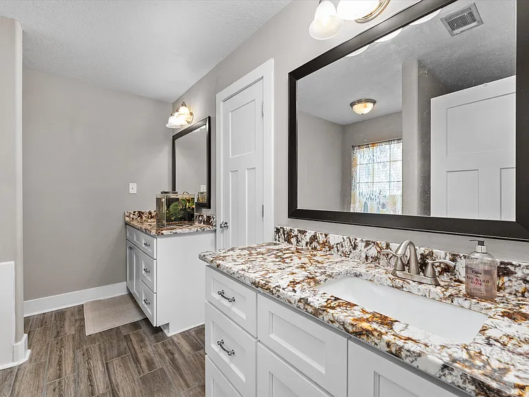 4139 Quinn Dr — Photo 14