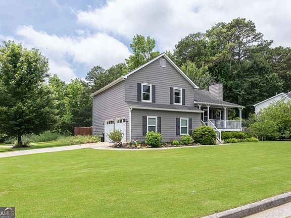 2nd image of 1750 Woodvine Ct NW