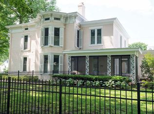 702 6th St, Covington, IN 47932