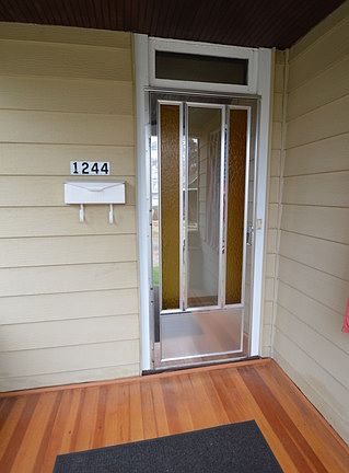3rd image of 1244 Marengo Ave
