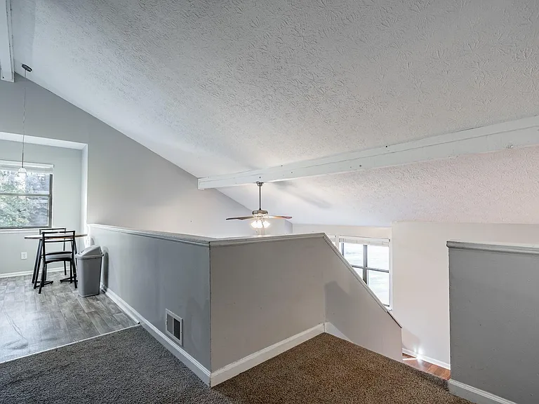 Tarragon Dr — Photo 9