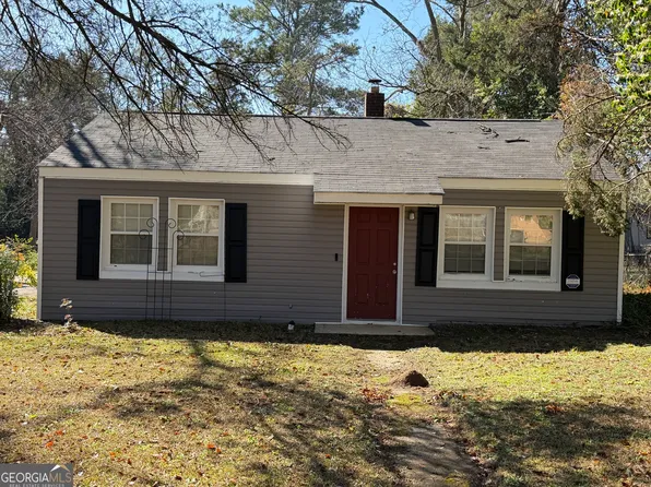 207 Eaker Dr, Warner Robins, GA 31088