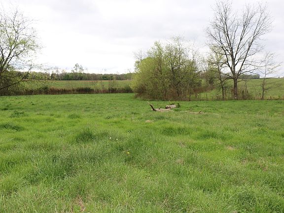 4th image of 551 Campground Rd