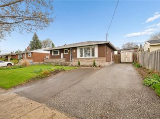 183 Kipling Ave, Kitchener, ON N2C 2B9
