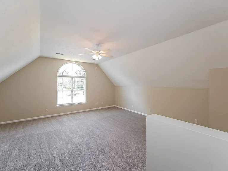 704 Parrish Point — Photo 9