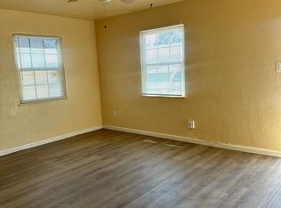 110 E Moneta Ave #3, Bakersfield, CA