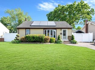 112 E Booker Ave, Wyandanch, NY 11798