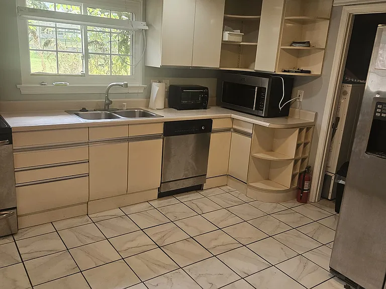 15209 Bunchberry Ct #2 — Photo 4