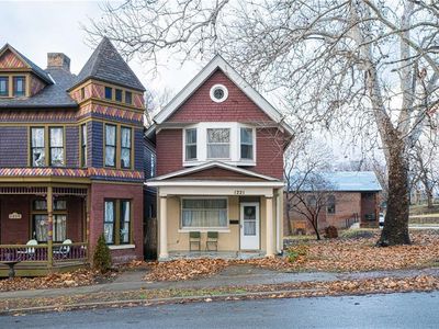 1221 Felix St, Saint Joseph, MO, 64501