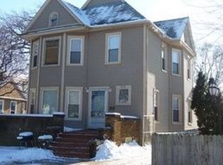 612 Oneida St, Joliet, IL 60435