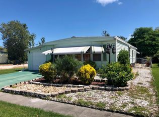 1725 Seagrape St NE, Palm Bay, FL 32905