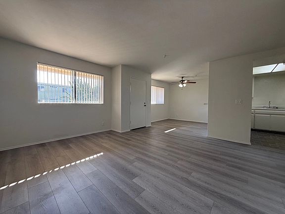 3rd image of 14020 Yukon Ave APT 102